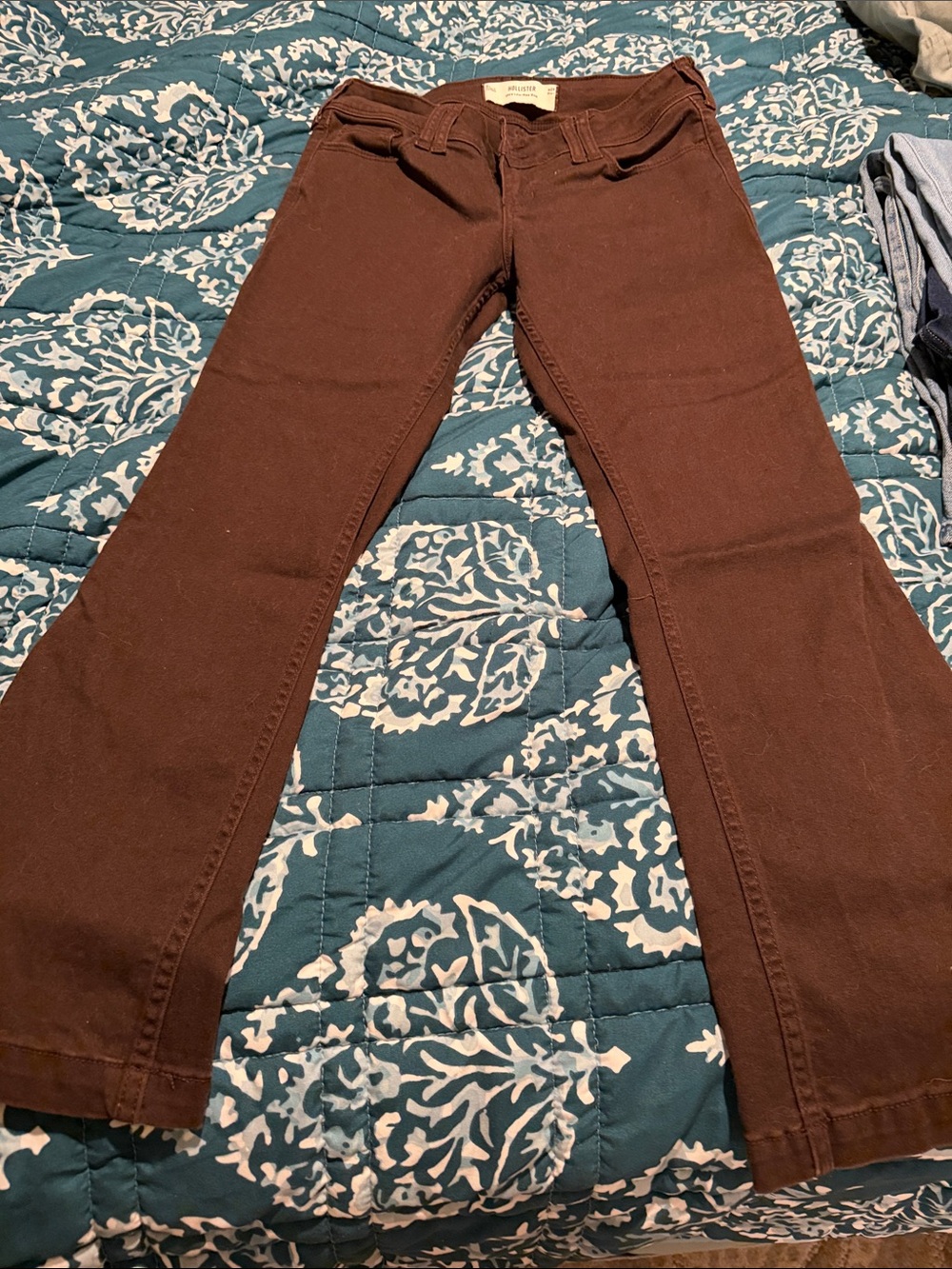 Hollister Brown Jeans - ultra low rise